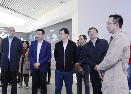 江苏省工信厅副厅长池宇一行调研永乐高电子·苏州网安创新基地并召开座谈会