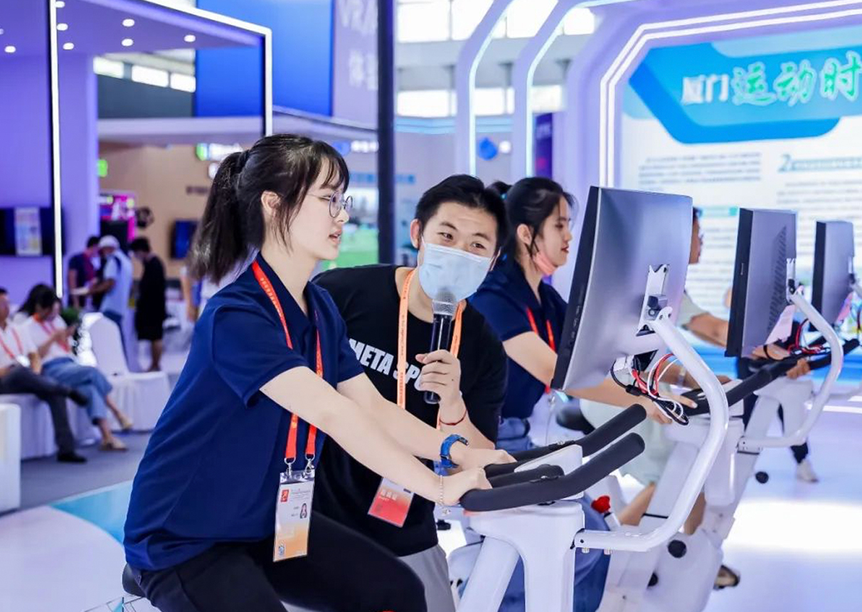 永乐高系统亮相厦门市首届运动时尚展